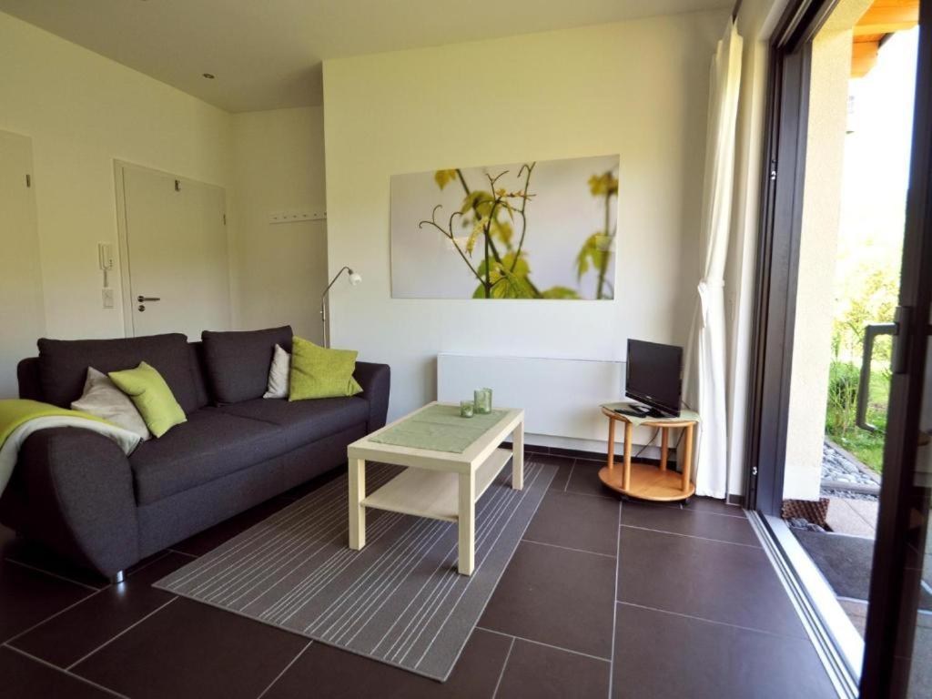 Ferienwohnung Am Moselufer Zell Exterior foto